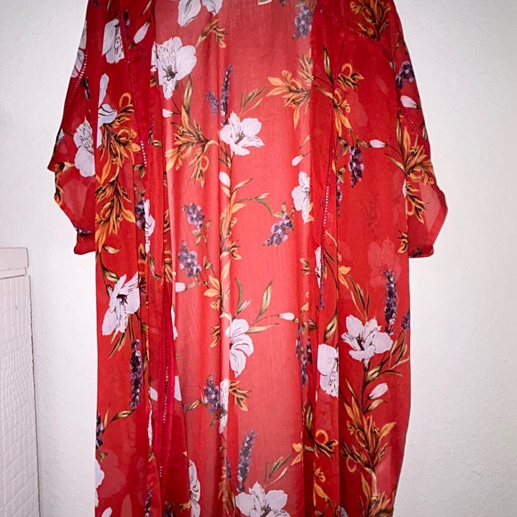 Band of Gypsies Red floral kimono xs/s - Picture 7 of 8